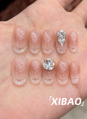 裸色穿戴甲短款手工显白华子版穿戴美甲2026新款法式猫眼指甲贴片
