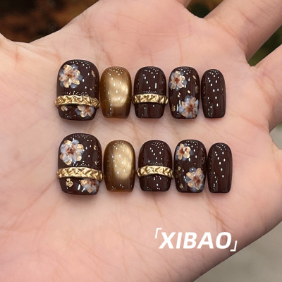 纯手工制作绝美短款贴片美甲