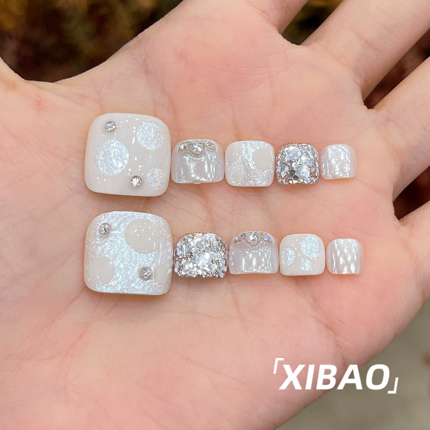 白色脚穿戴甲2026新款高级感显白穿戴美甲成品夏日手工脚趾甲贴片
