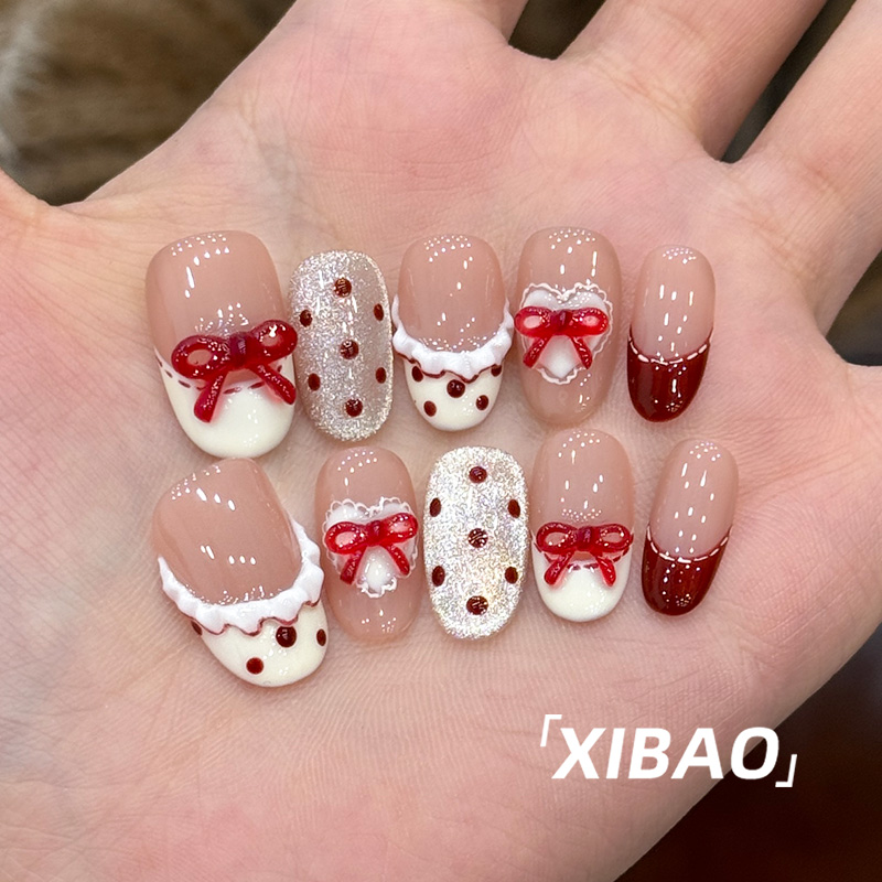 圣诞穿戴甲短款精致秋冬穿戴美甲2025新年款纯手工高质量指甲贴片