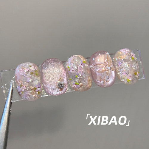 粉色手工穿戴甲春天短款穿戴美甲2026新款轻奢高级感绝美指甲贴片