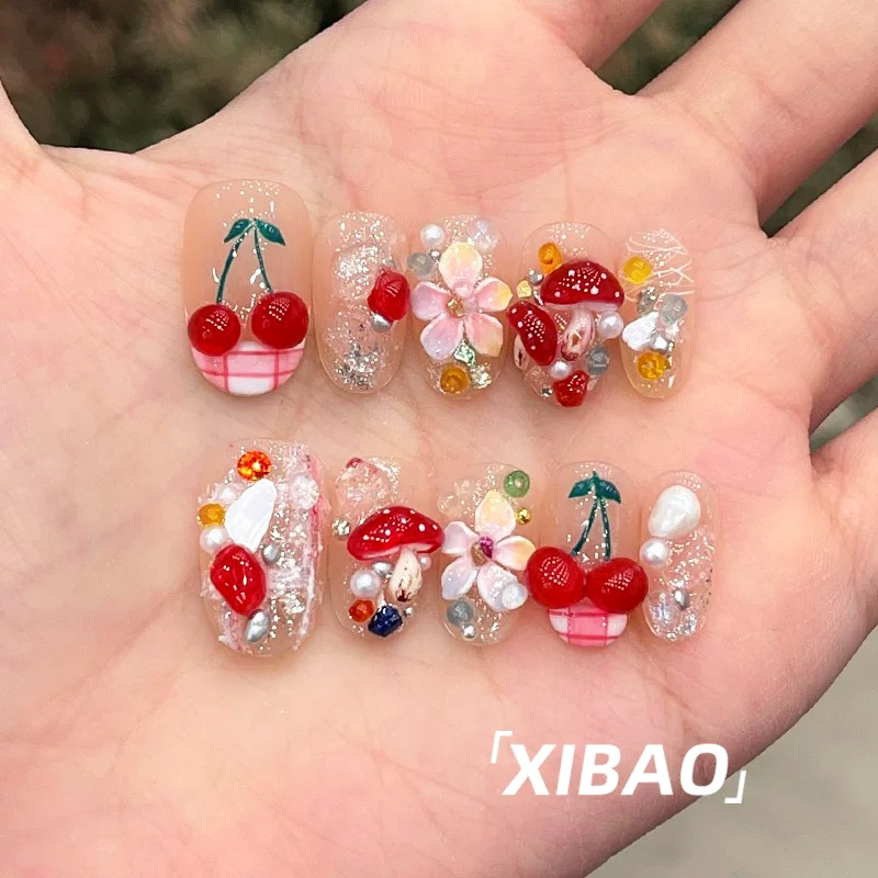 法式穿戴甲短款重工精致穿戴美甲2025新款高级感夏日手工指甲贴片