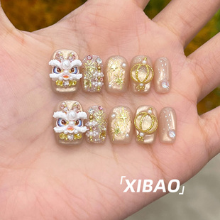 醒狮穿戴甲轻奢高级感短款猫眼指甲贴片2025新款手工显白穿戴美甲