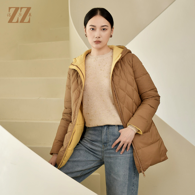 佐尔美双面穿菱形格羽绒服女