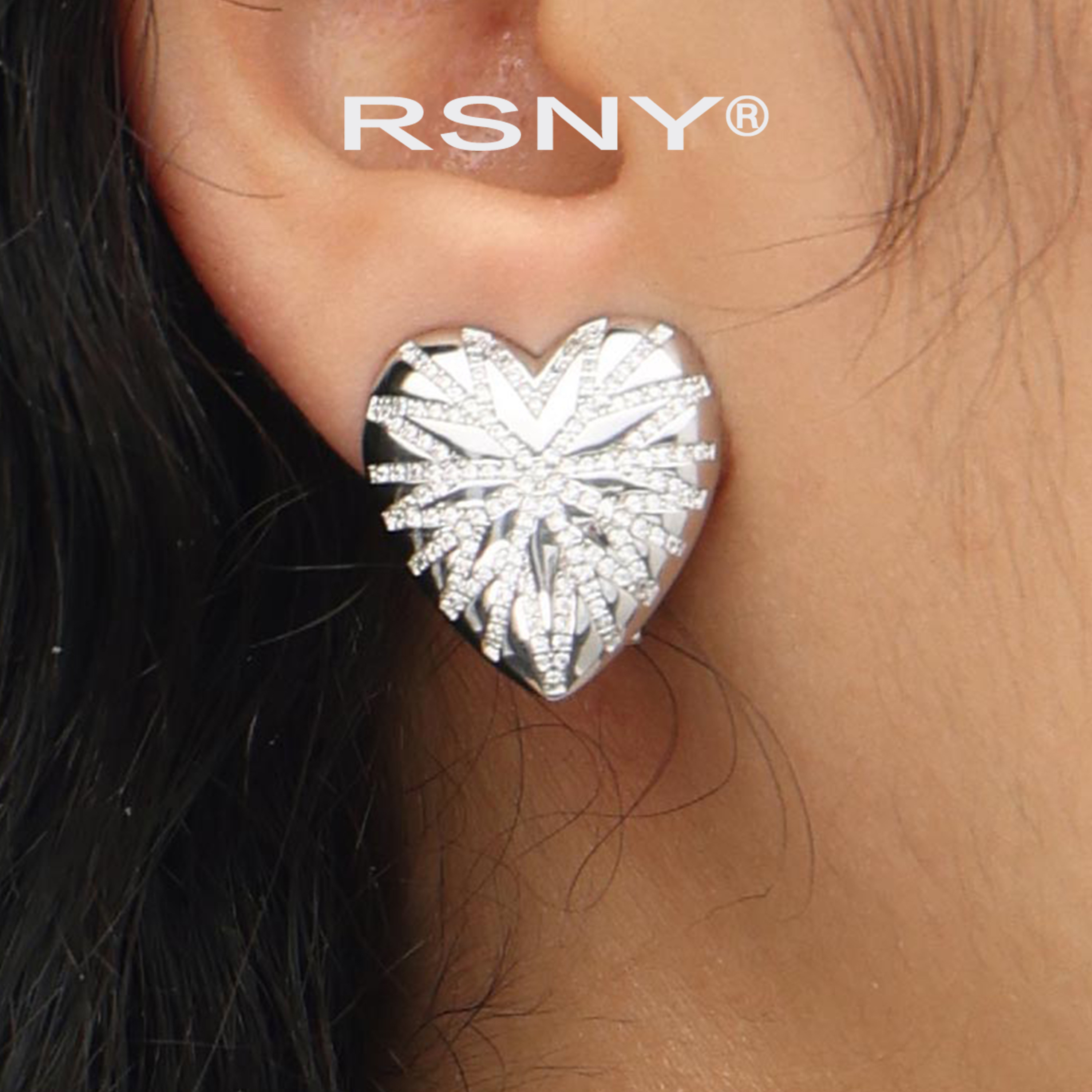[新品]RSNY爱心钻石造型耳钉女款甜美可爱设计2026新款耳饰耳环