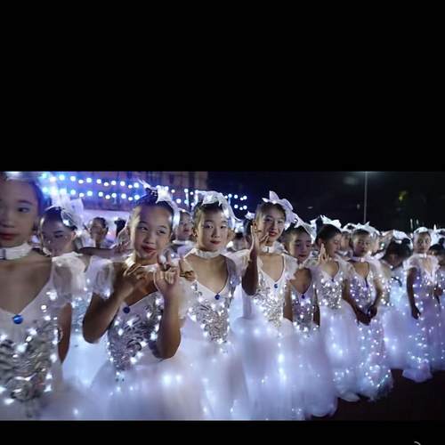 翅膀儿童披风发光表演服舞蹈裙