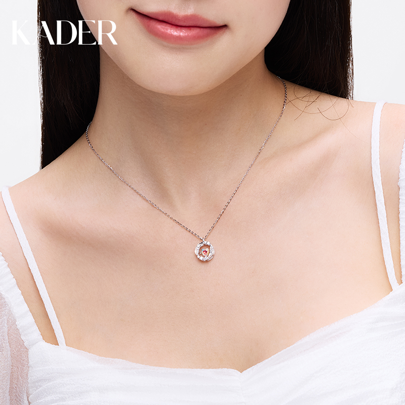 卡蒂罗心动守护项链女2高级感轻奢小众纯银锁骨链生日礼物送女友