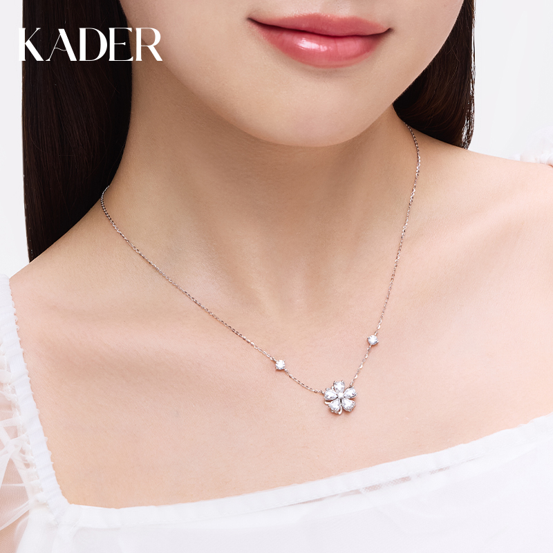 卡蒂罗星辰花项链女可旋转S925银轻奢小众锁骨链生日礼物送女友