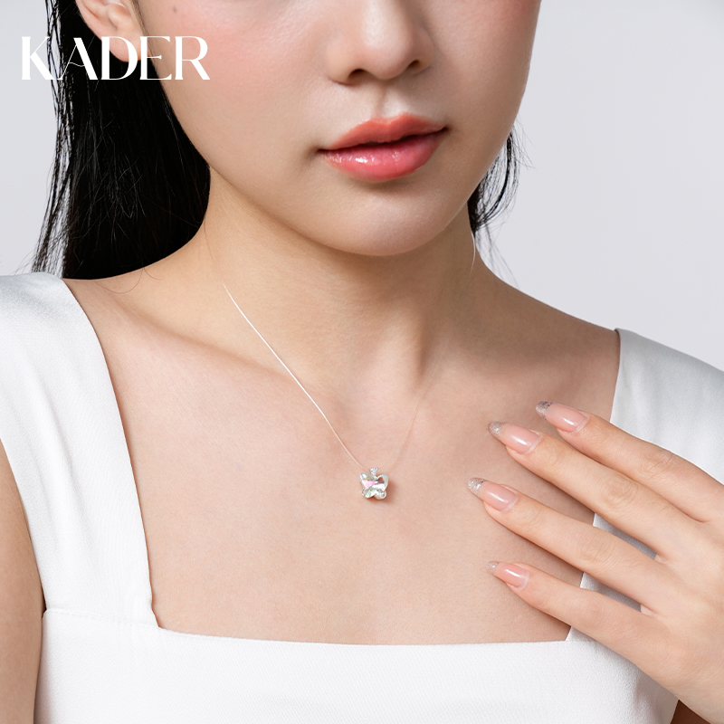 卡蒂罗幻彩蝴蝶项链女新款高级感轻奢小众纯银锁骨链送女友