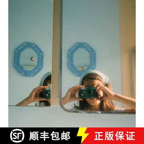 【3-4周达】Anne Collier: Women with Cameras (Self Portrait): Women with Cameras (Self Portrait) [9781949172003]