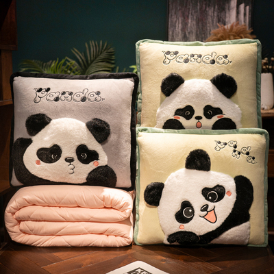 熊猫抱枕被子两用办公室午睡枕头毯子二合一午休靠枕汽车加厚车载