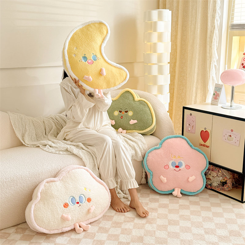 可爱云朵月亮靠垫客厅沙发靠枕