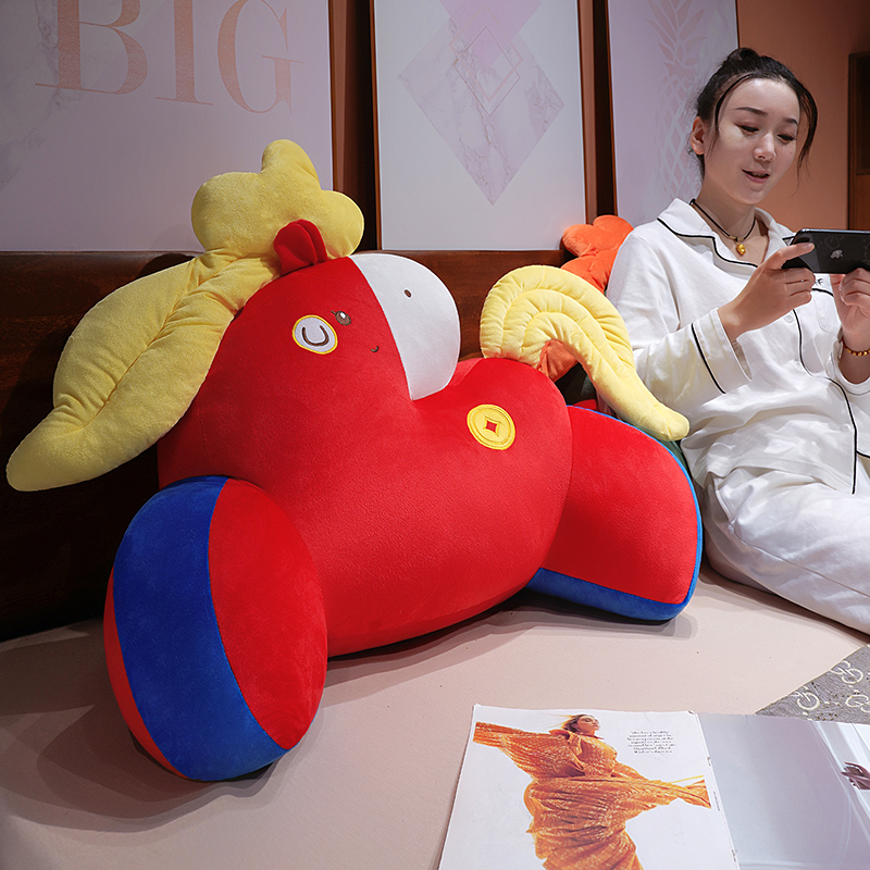 马年吉祥物新年床头靠垫