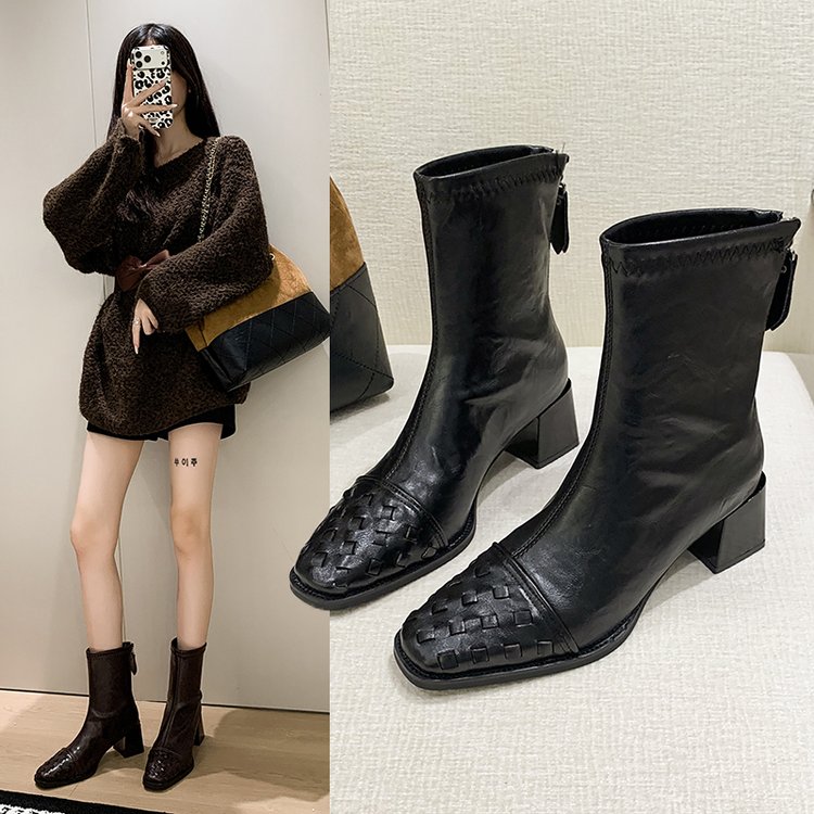 2026冬季新款时装靴女鞋PU四季通用粗跟方头中筒高跟(5-8cm)织物