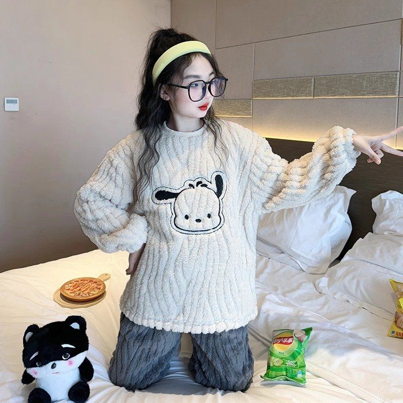 秋冬季珊瑚绒女童睡衣套装加厚加绒大童睡衣刺绣法兰绒儿童家居服