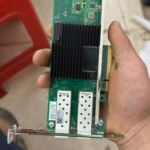 议价-intel x710-DA2 双口万兆网卡 能正常 原装卡带