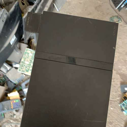 议价-索尼PS2  75002，带个碟片，带个个游戏卡。裸机成色如