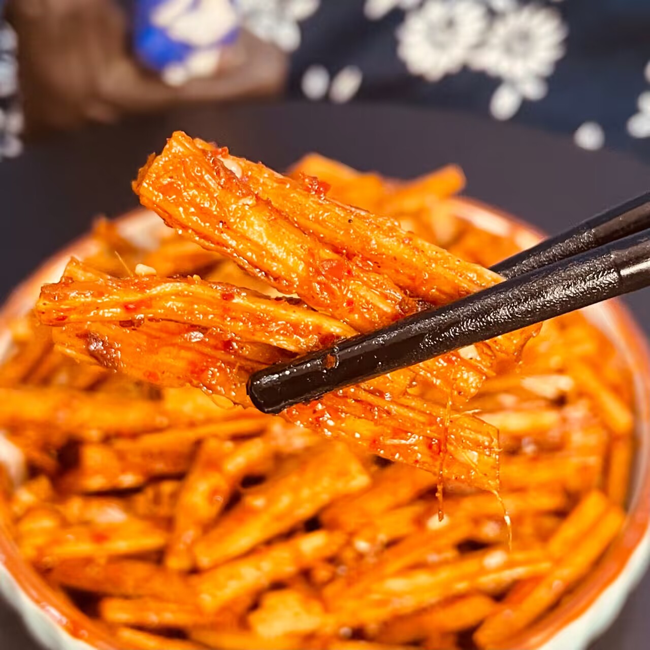 放阳香辣手撕牛板筋鲜卤现炒麻辣牛蹄筋办公休闲零食小吃真空袋装