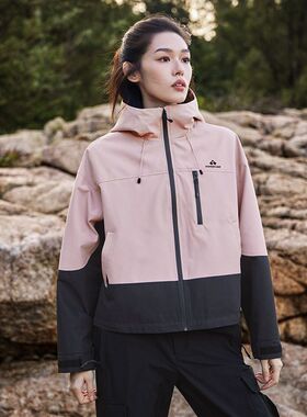 防泼水户外冲锋衣女款25年春季连帽徒步登山外套夹克修身运动撞色