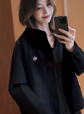 连帽短外套小个子短款工装冲锋衣2026春秋款宽松时尚休闲户外长袖