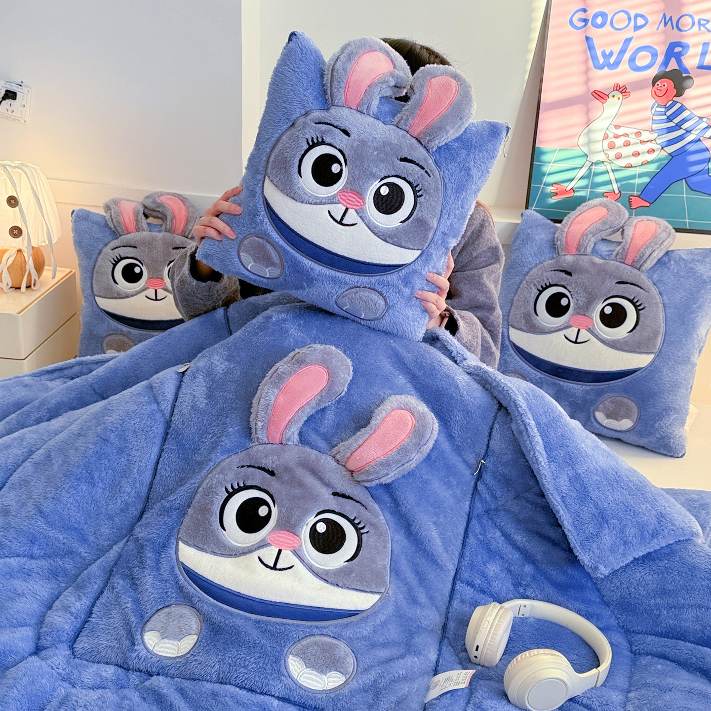 卡通折叠兔子加厚抱枕被子两用车用折叠枕头绒毯二合一2025新款冬,居家布艺,抱枕被,淘宝优惠券,粉丝福利购,淘宝优惠卷