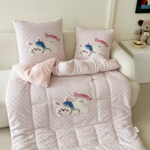 可爱兔子抱枕被子两用秋冬加厚牛奶绒沙发靠垫汽车上午睡枕头盖毯