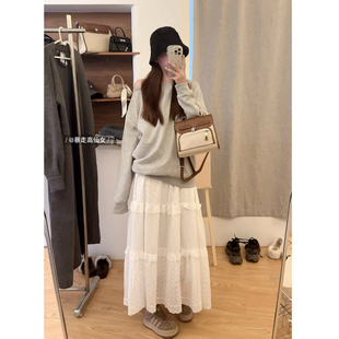 秋冬加长韩系慵懒中长款一字肩卫衣+白色刺绣半身长裙高个子套装