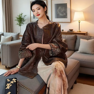 三吉同款8/31【摘星】绳绣细闪复古印花皮外套