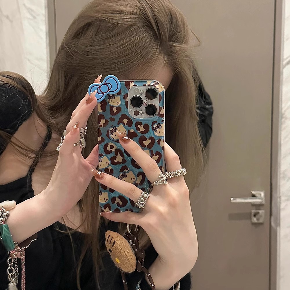 日本PAREO DOLL豹纹kitty立体蝴蝶结适用iphone16promax苹果14手机壳15新款15pro少女16锡纸纹13pm创意防摔套