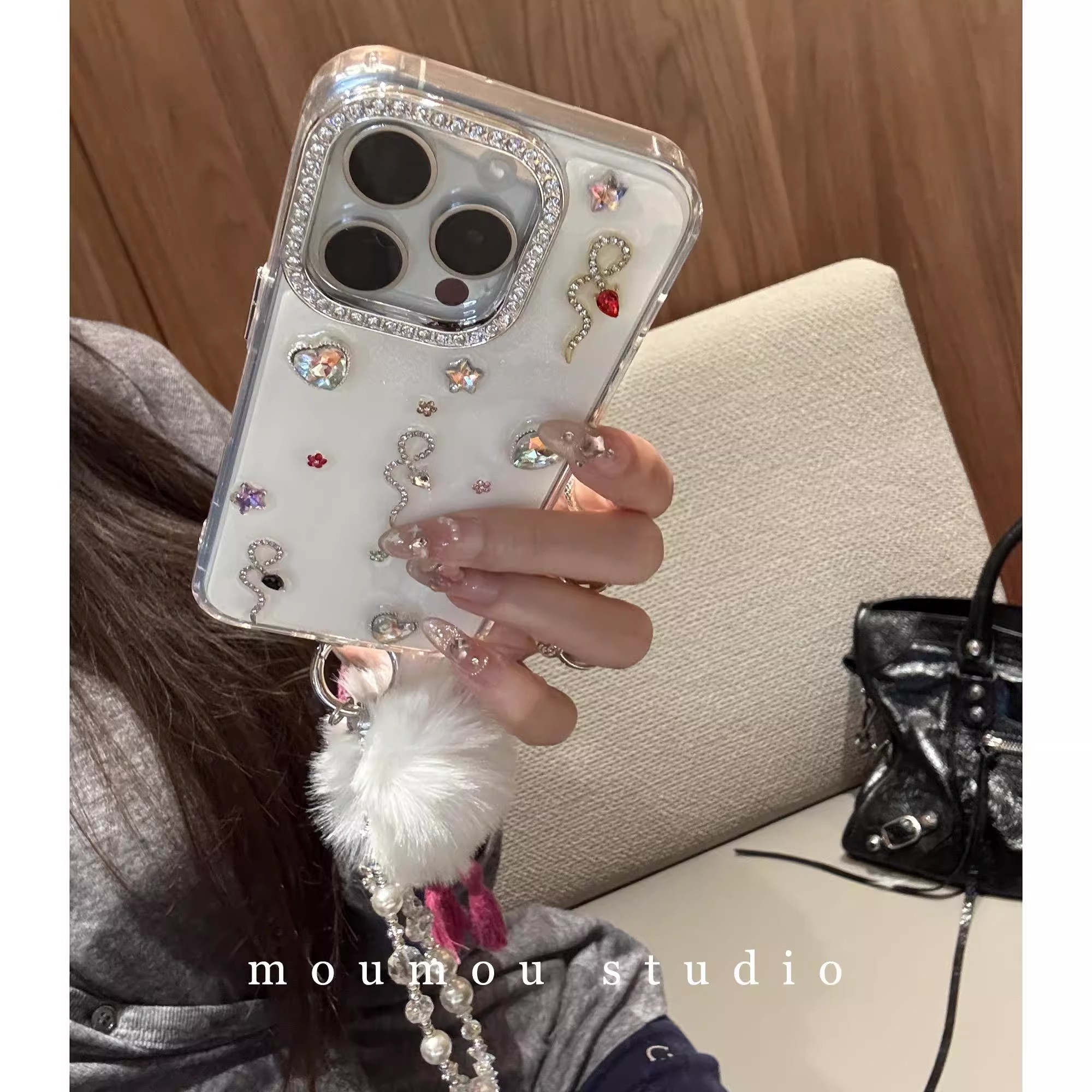 日本PAREO DOLL超仙闪闪贴钻爱心小蛇适用于iPhone16Promax手机壳苹果15链条1413