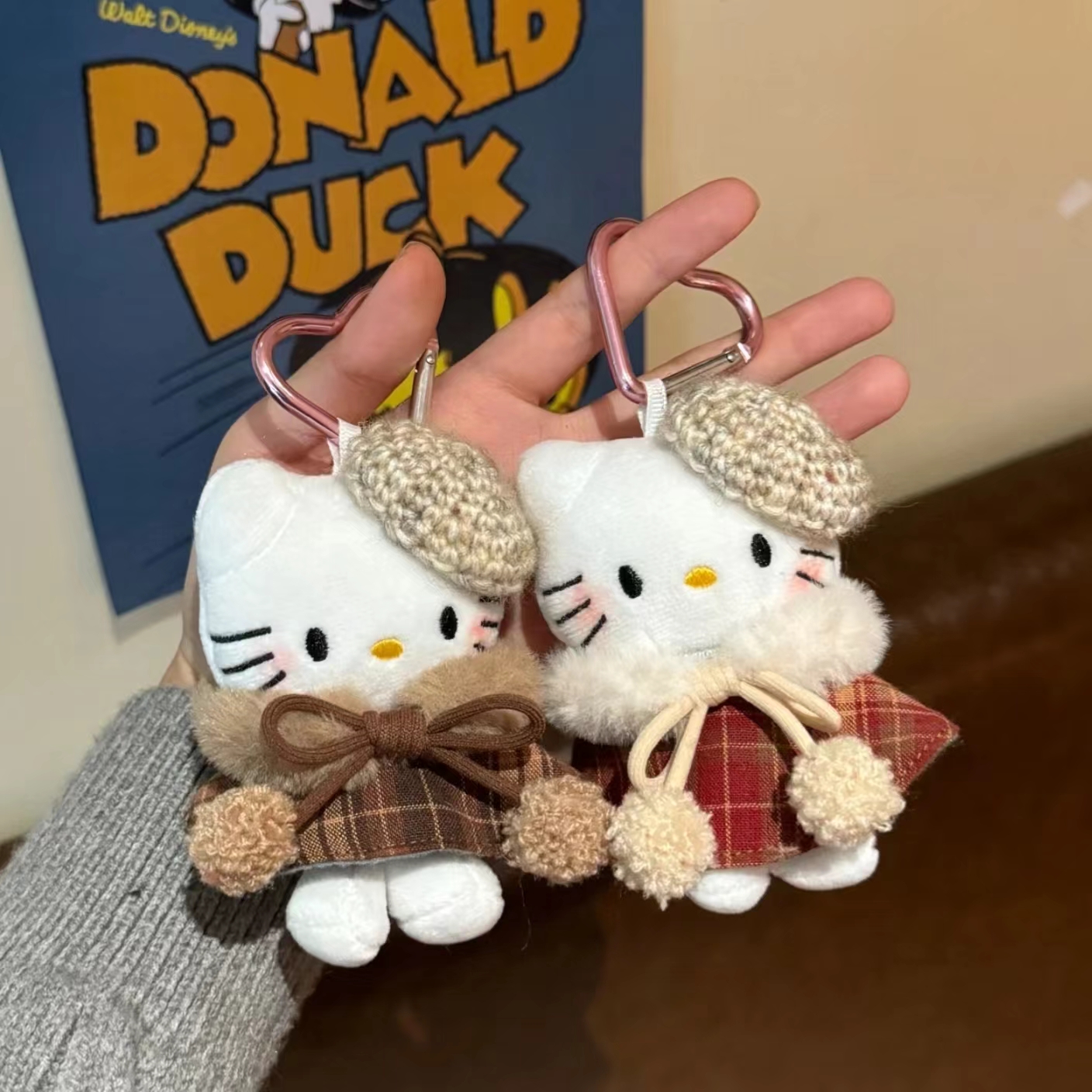 日本PARCO DOLL毛衣帽子斗篷hellokitty猫包包挂件书包小挂饰品潮