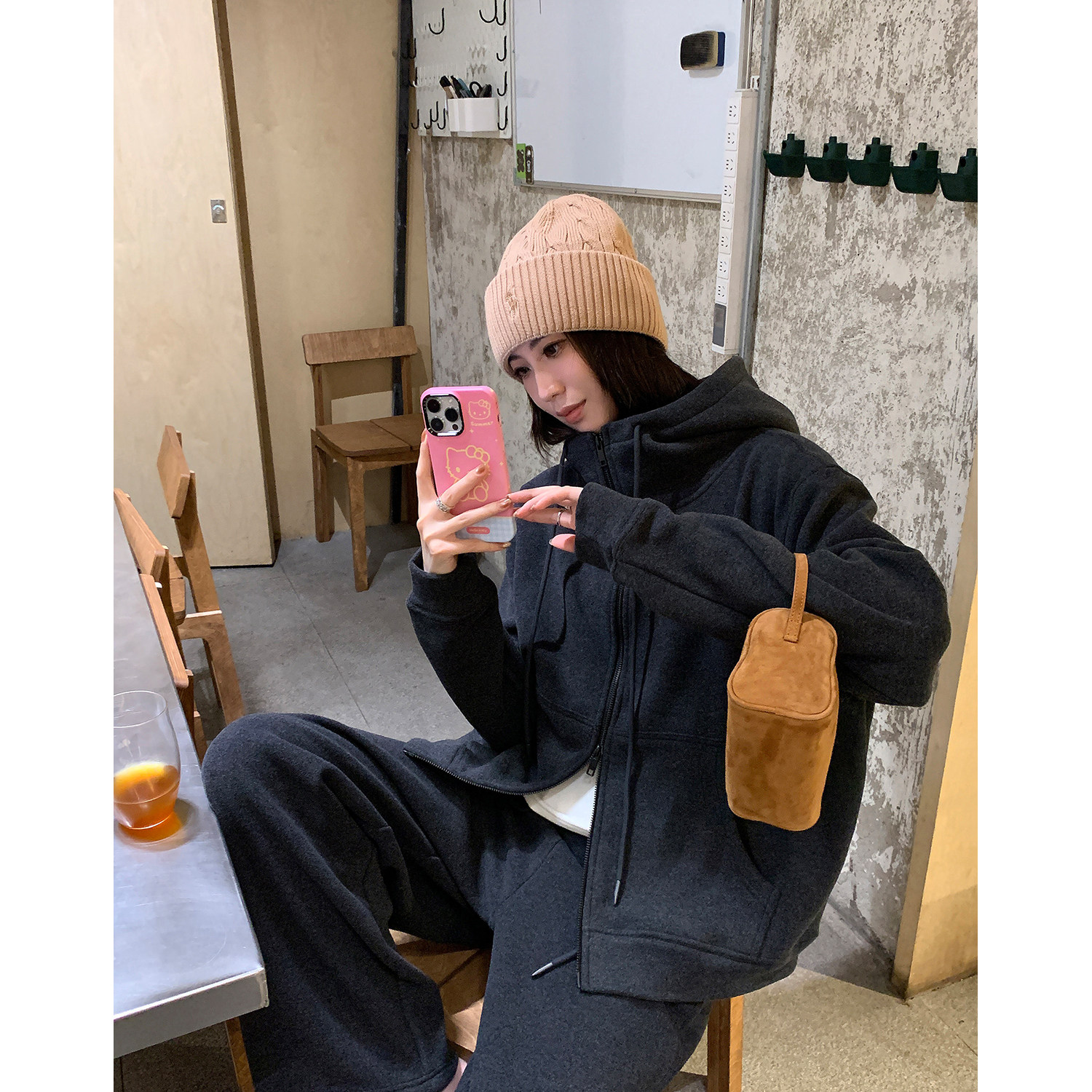 阿一 重磅磨毛蓄热加绒套装女 秋冬新款连帽卫衣外套＋休闲卫裤