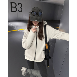 阿一 热感小蛮腰 多功能三防软壳冲锋衣女秋冬全羊毛夹棉加厚外套