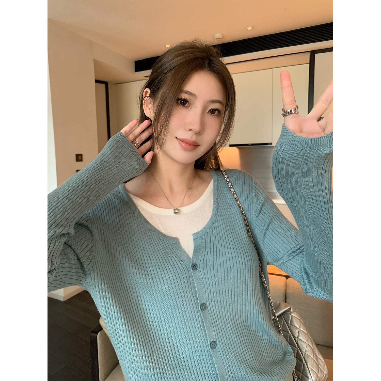 阿一 自带穿搭感 亲肤绵羊毛假两件针织衫女秋季宽松叠穿双拼上衣