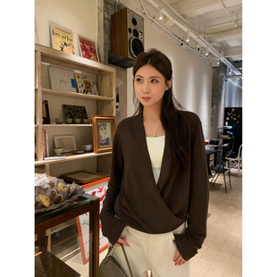 阿一 调性解构松弛感 100莱赛尔不规则下摆时髦两穿针织开衫外套