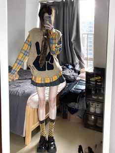 学院风套装 流行两件套 女秋冬新款 高级感慵懒针织马甲背心格子衬衫