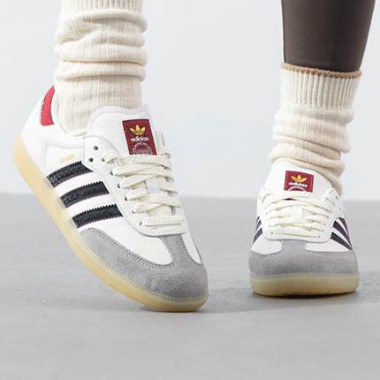 阿迪达斯男童鞋2025春季新款儿童运动鞋潮流青少年休闲鞋JR8083