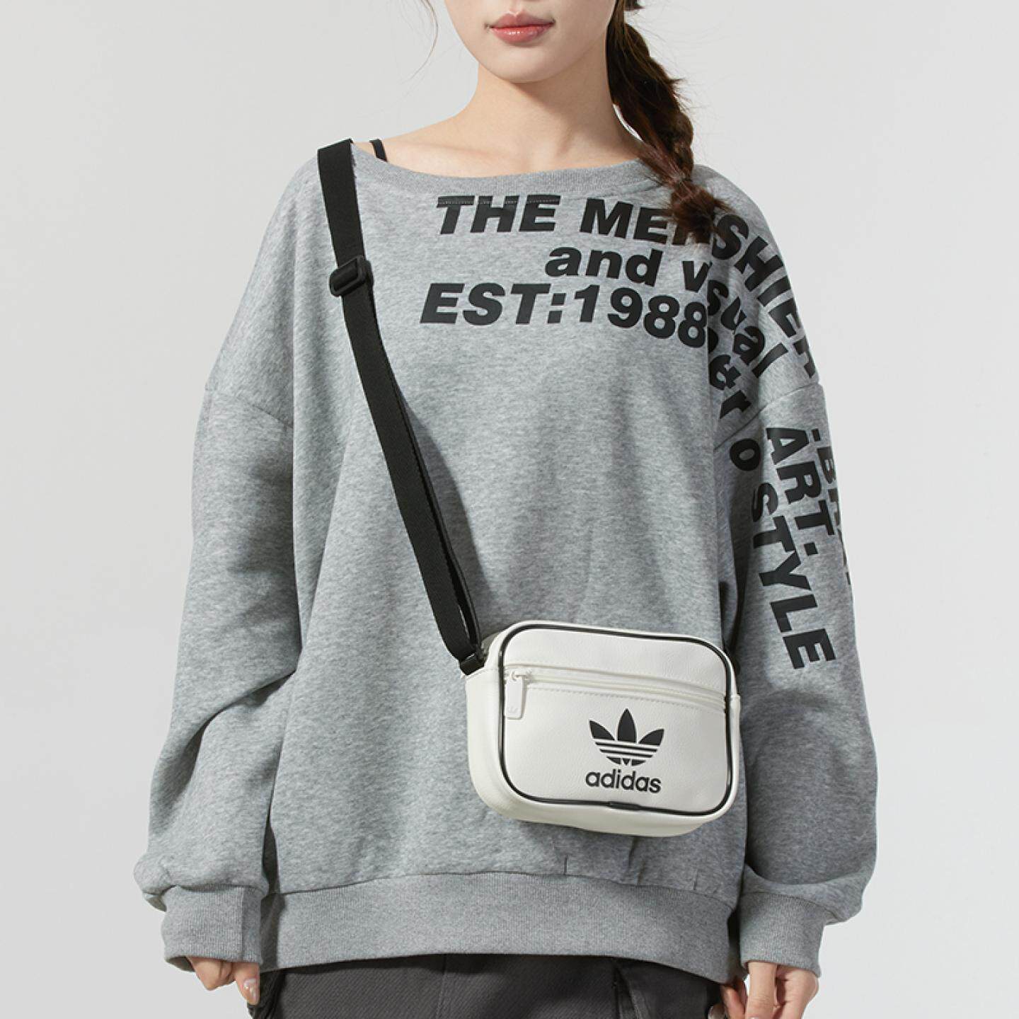 阿迪达斯三叶草男包女包2025春斜跨小包便携运动旅行单肩包ji9445