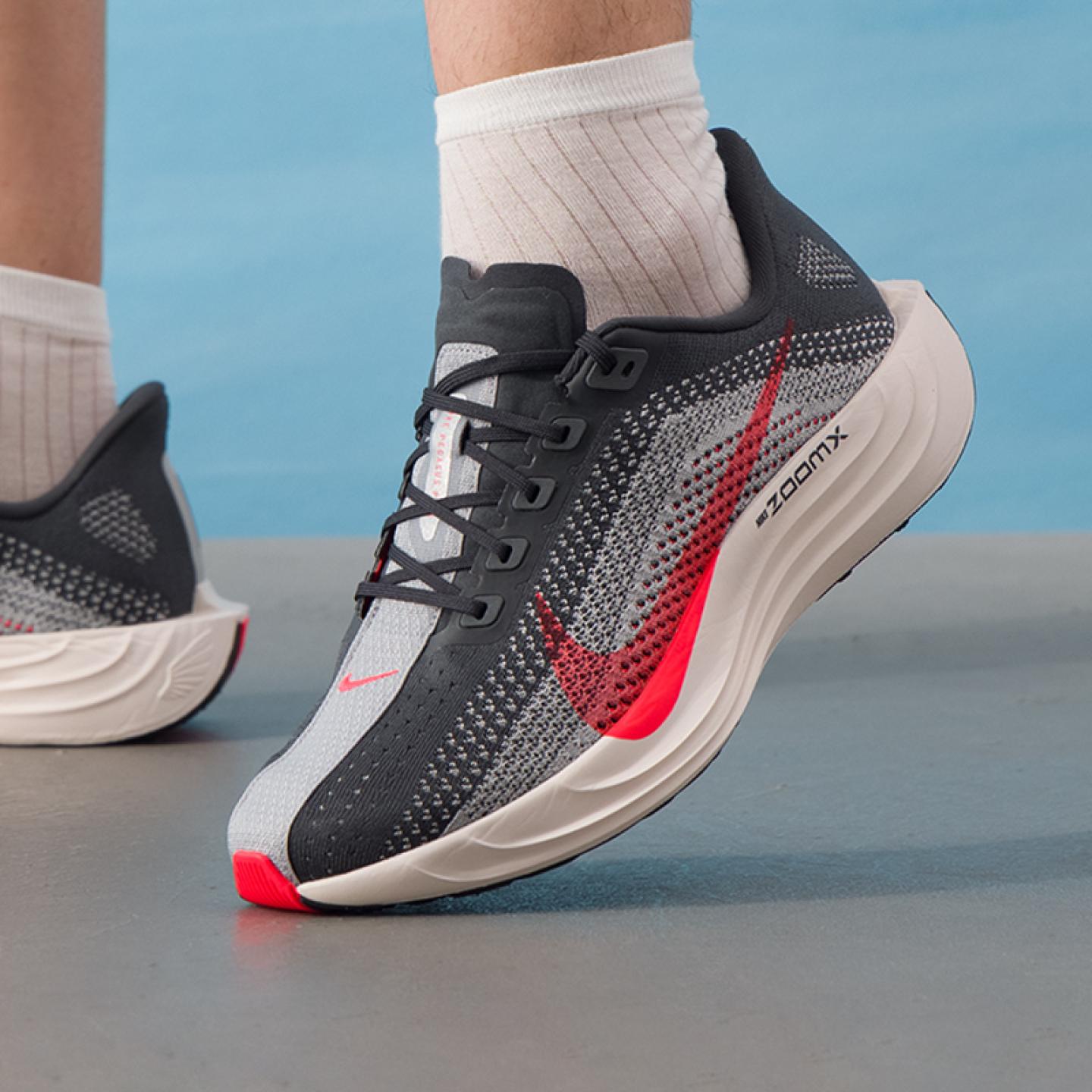 Nike/耐克跑步鞋男鞋PEGASUS PLUS透气缓震耐磨运动鞋FQ7262-007