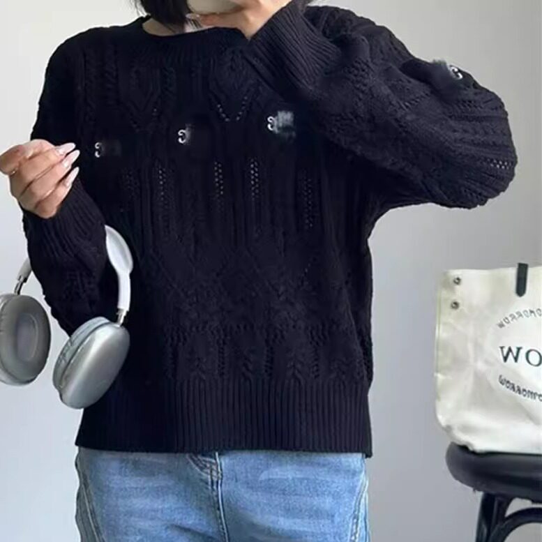 圆领套头重工刺绣毛衣慵懒风图片