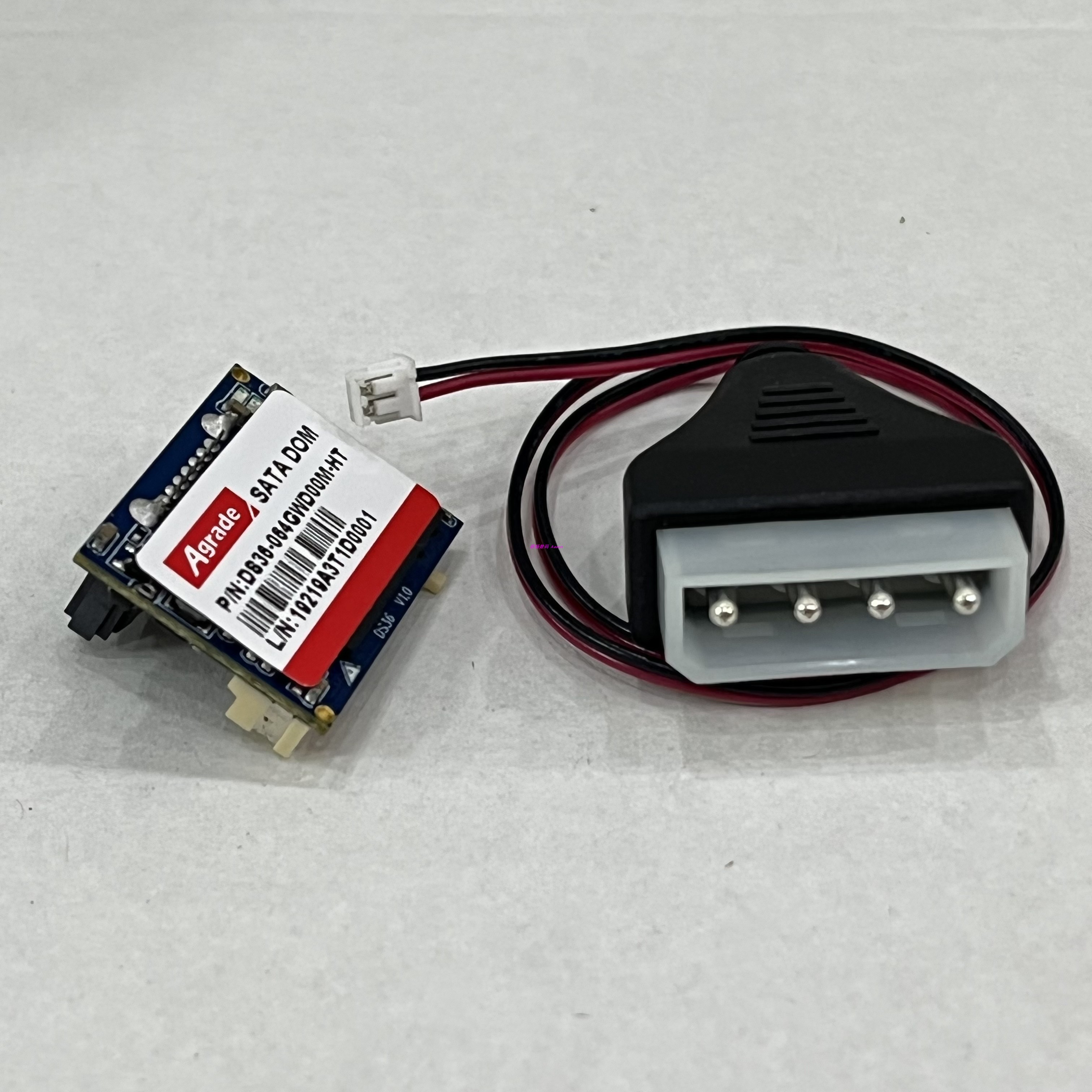 Agrade睿达工业级MLC 宽温 SATADOM 64G电子盘 DS36-064GWD00M-HT