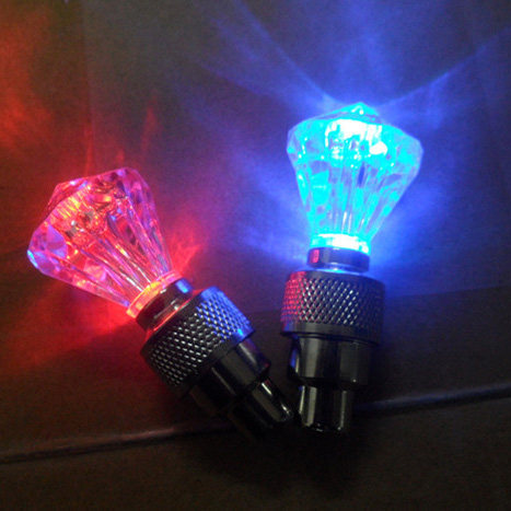 Eclairage pour vélo AISONG - feux de Valve - Ref 2399669 Image 4