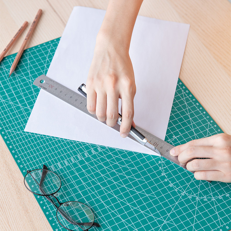 diy得力pvc绿色双面刻度切割垫板