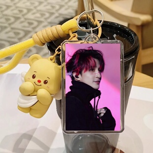 薛之谦定制钥匙扣照片周边书包挂件动漫公仔生日礼物明信片明星