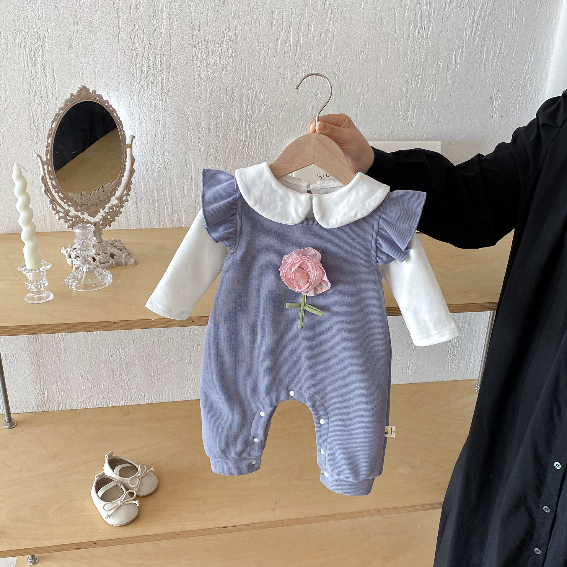 2025婴儿秋季连体衣服新生女宝网红超萌公主包屁套装秋季外出哈衣