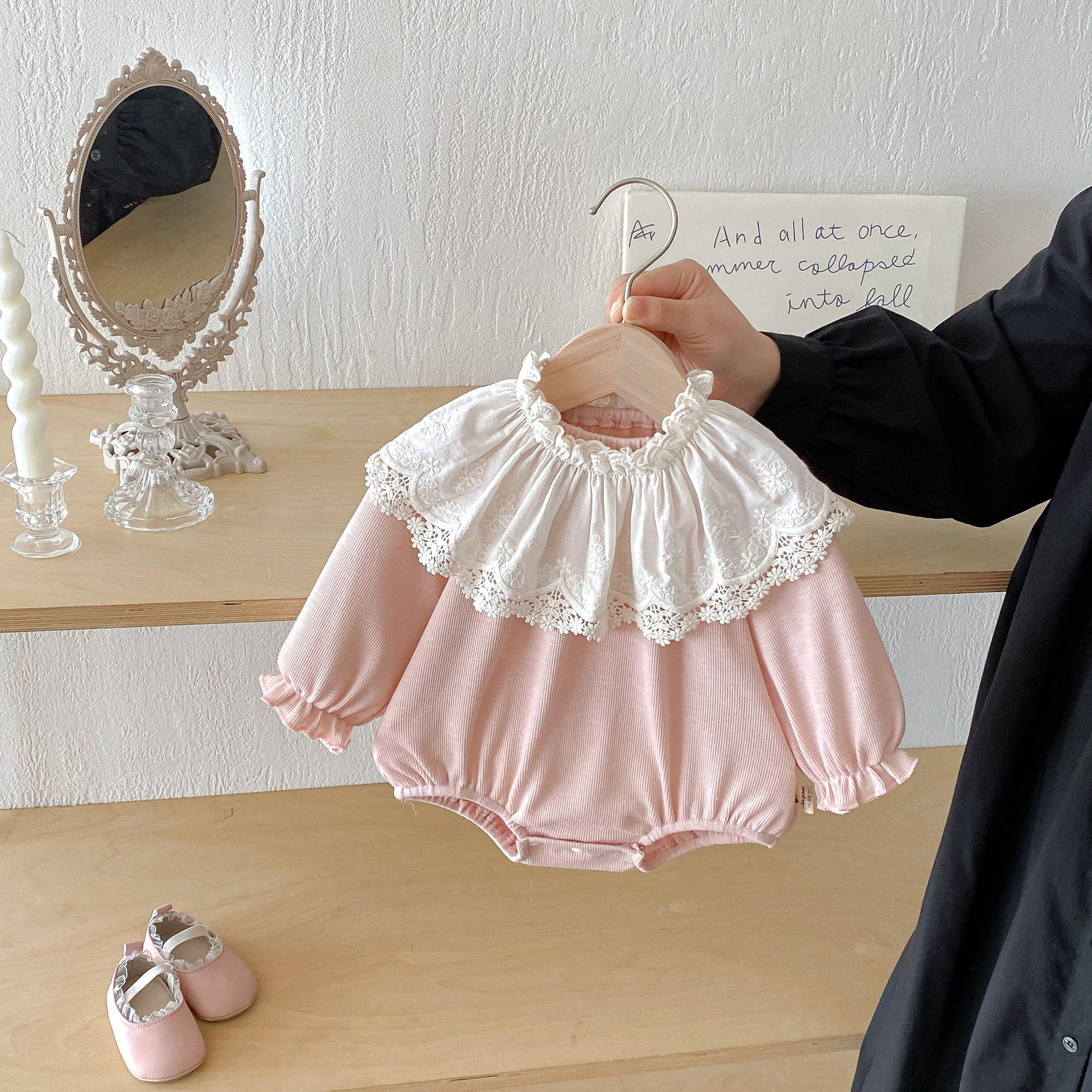 婴儿衣服包屁衣秋季韩版女宝宝三角连体衣长袖花边娃娃领外出爬服