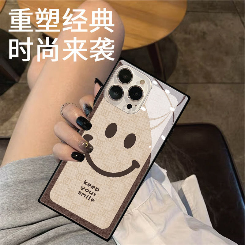 棕色线条笑脸适用苹果15promax手机壳14PLUS方形玻璃Phone13mini文艺创意潮牌个性12XR防摔保护套
