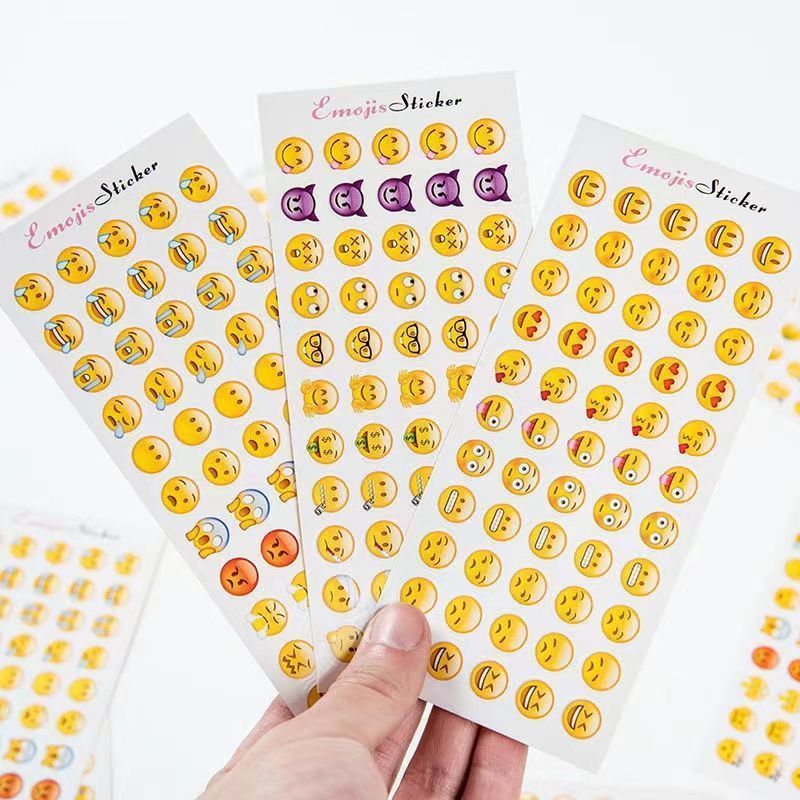 emoji贴纸苹果横版含新卡通翻白眼贴画流汗黄豆抖音表情