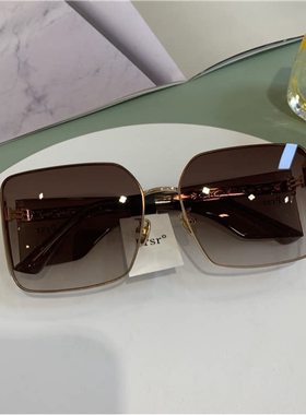 帕莎新款太阳镜女个性另类宽腿时尚大框显瘦潮街拍墨镜PS2040