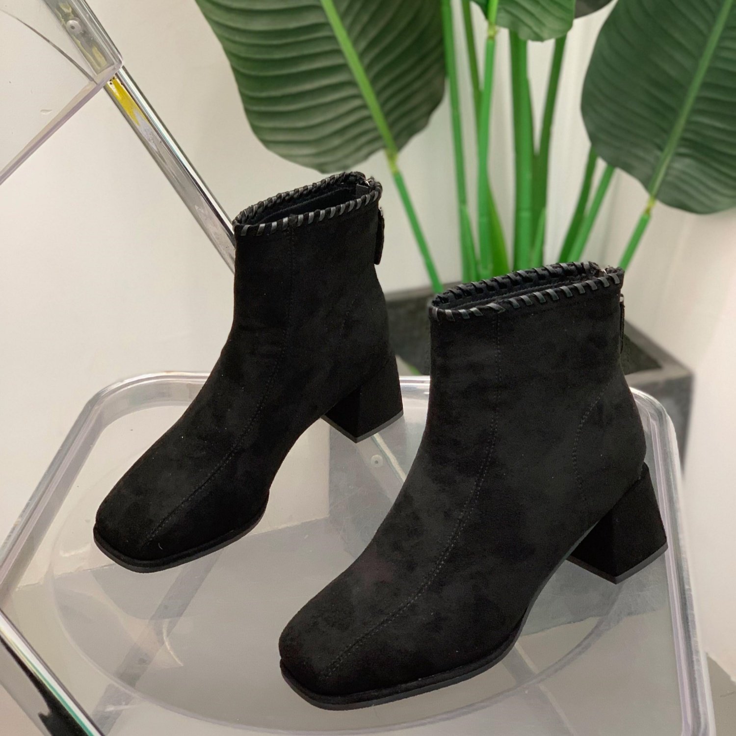 复古粗跟短靴女2025秋季新款气质高跟绒面方头瘦瘦靴配裙子时装靴,女鞋,时装靴,淘宝优惠券,粉丝福利购,淘宝优惠卷